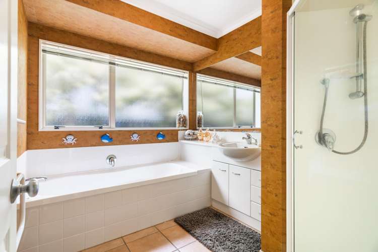 31 Given Grove Pauanui_14