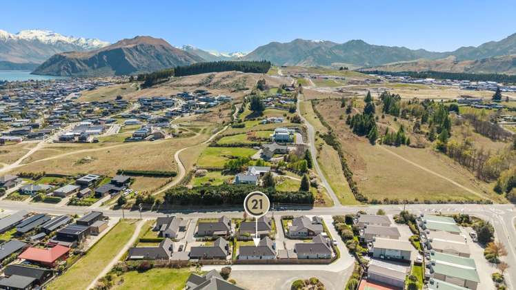 347 Aubrey Road Wanaka_19