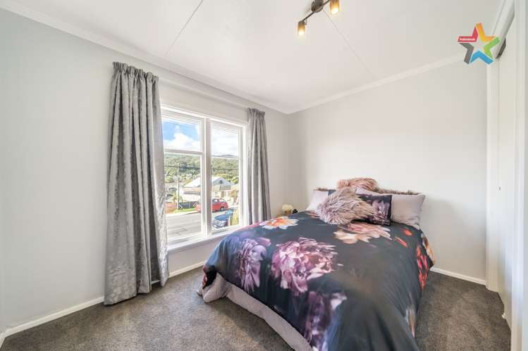 28 Main Road Wainuiomata_12
