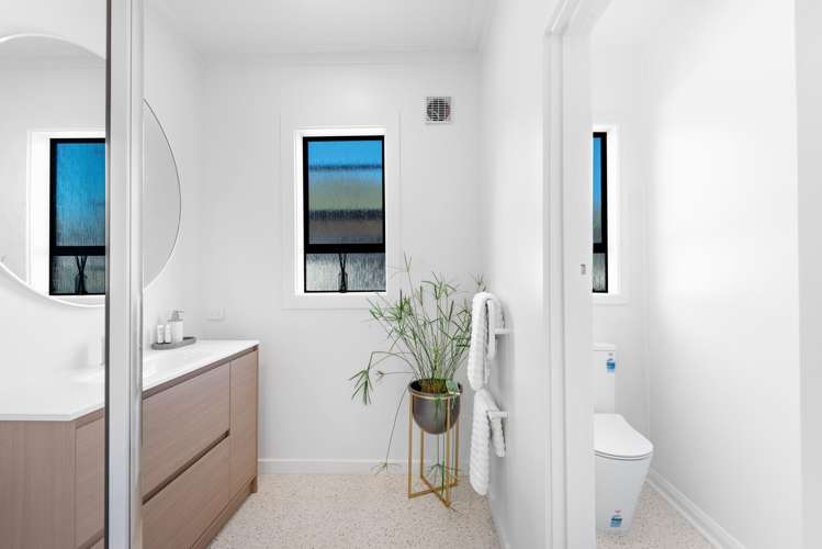 8 Berwick Street Mosgiel_17