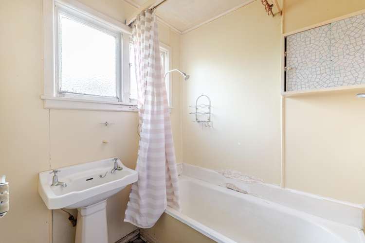 11 Hart Street Woolston_9