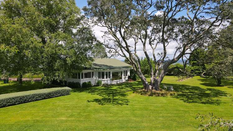 44 and 46 Takinga Street Mourea_22