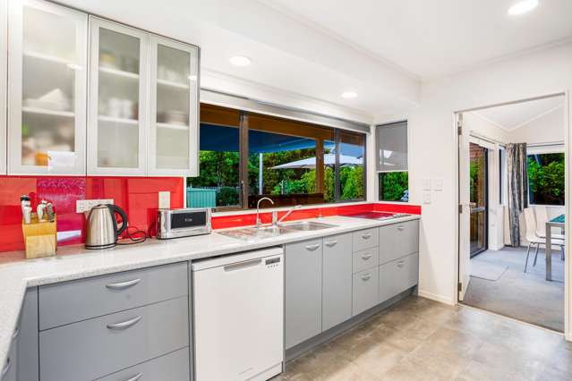 27 Glucina Avenue West Harbour_4