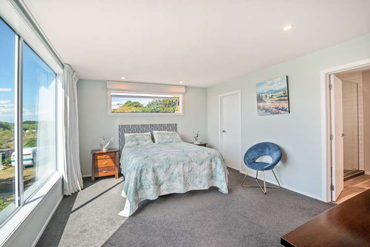 156 Field Way Waikanae Beach_11