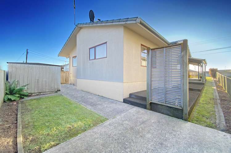 7B Wellington Road Waipukurau_2