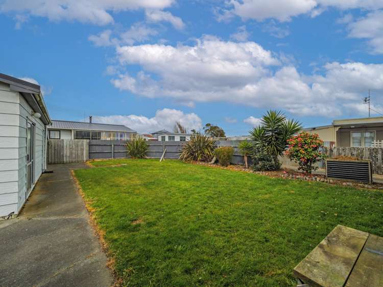16 Linklater Avenue Foxton Beach_24