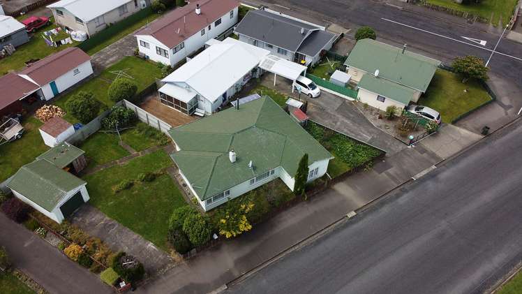 23 Christian Street Dannevirke_3
