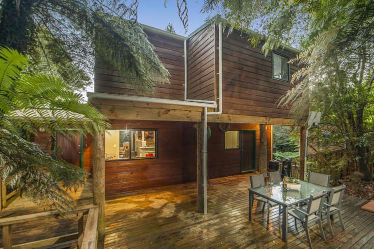 25 Victory Road Laingholm_12