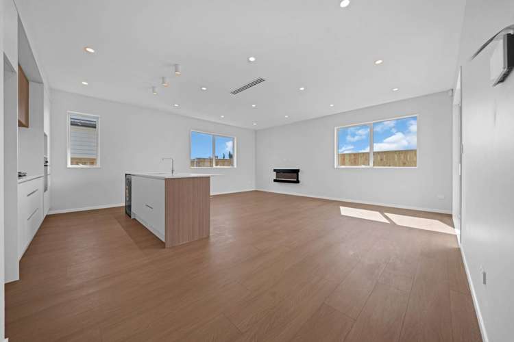 5 Pupu Crescent Opaheke_12