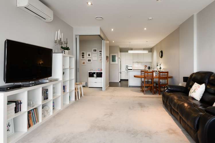 402/2 Bluegrey Avenue Stonefields_8