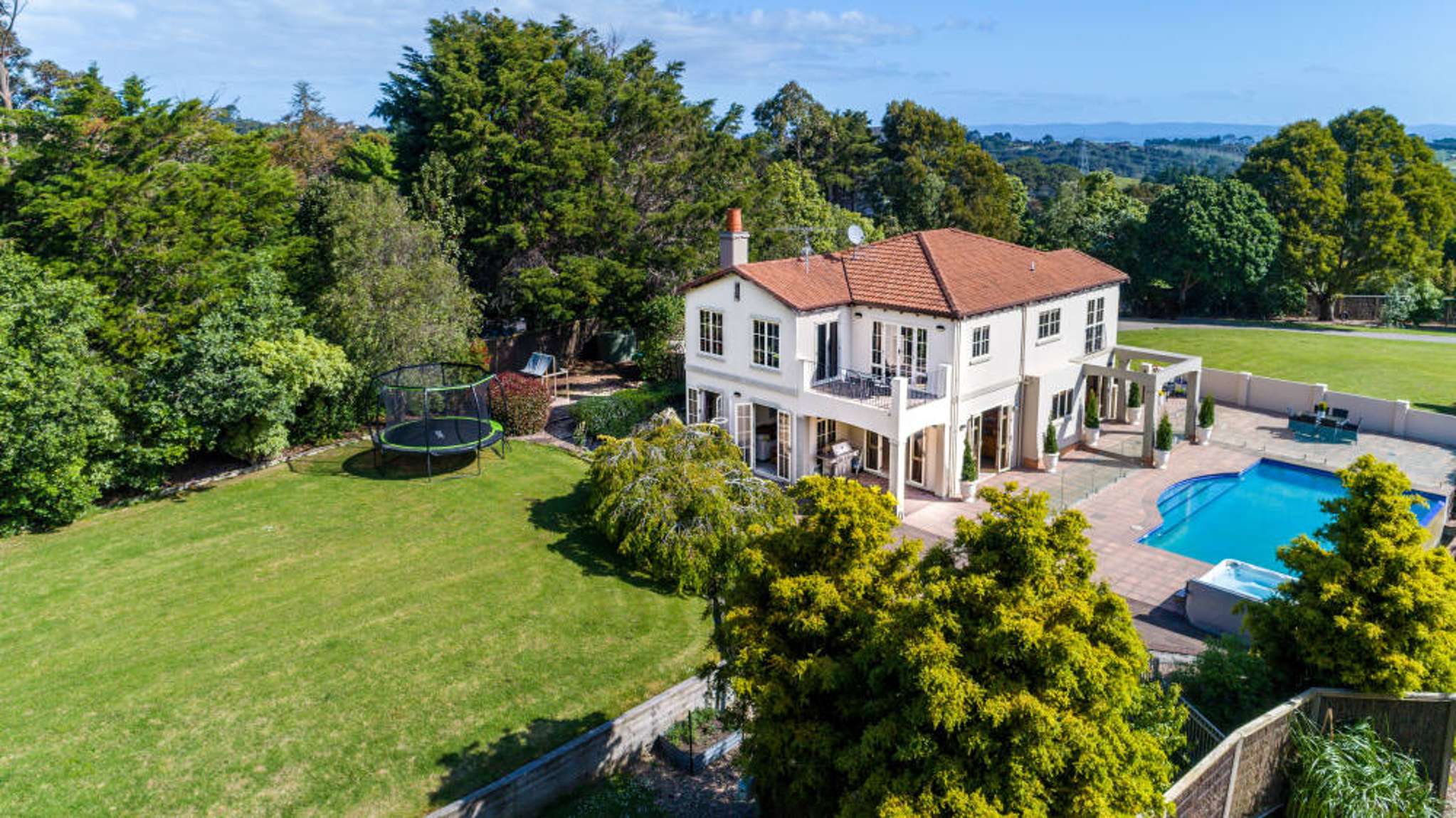 Coatesville home solves country v city conundrum