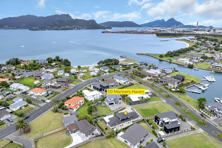 10 Mariners Haven One Tree Point_7