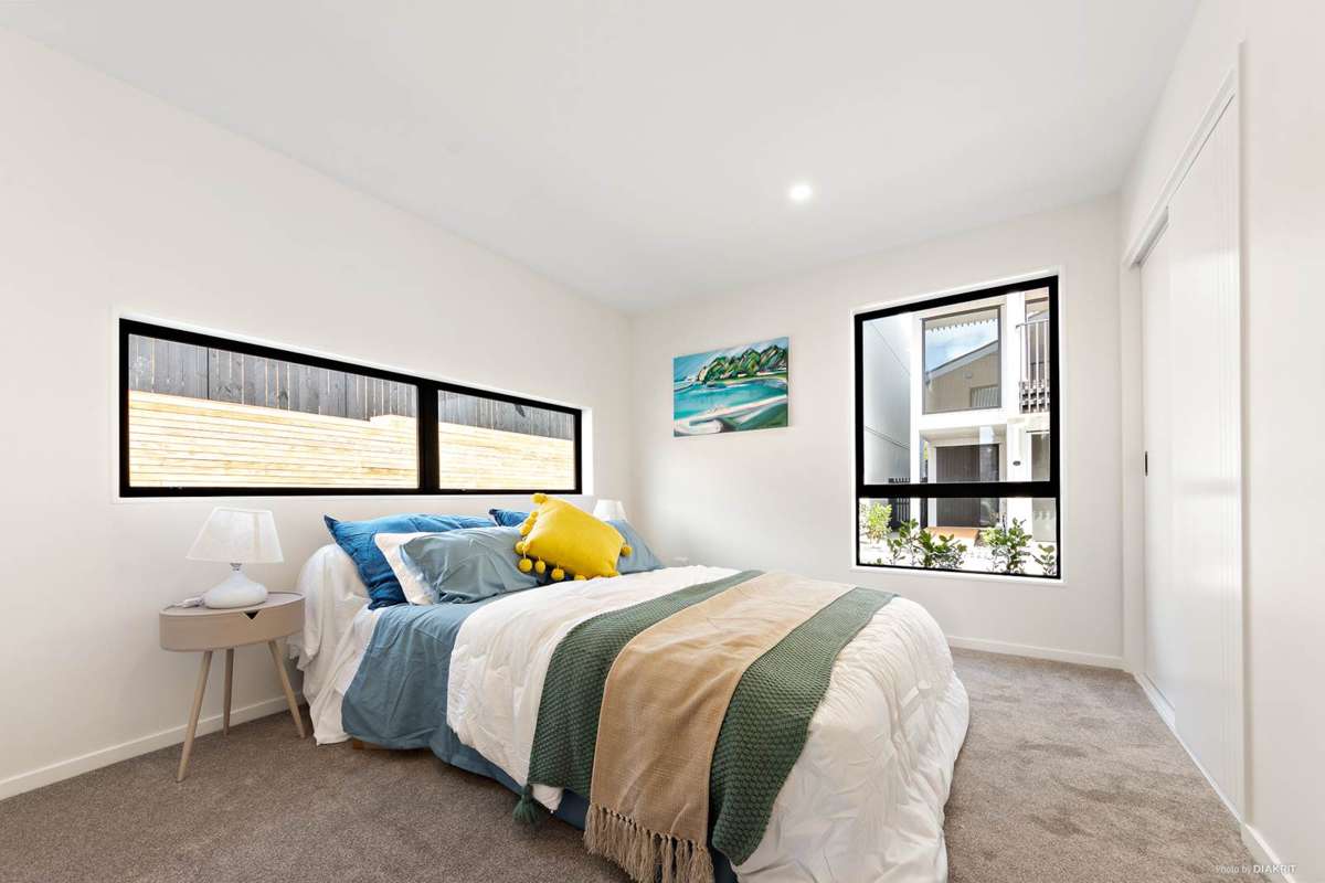 10-12 White Heron Drive_3