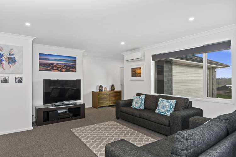 288 Ballintoy Park Drive Welcome Bay_5