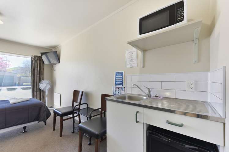 84 Main Road Tapawera_23