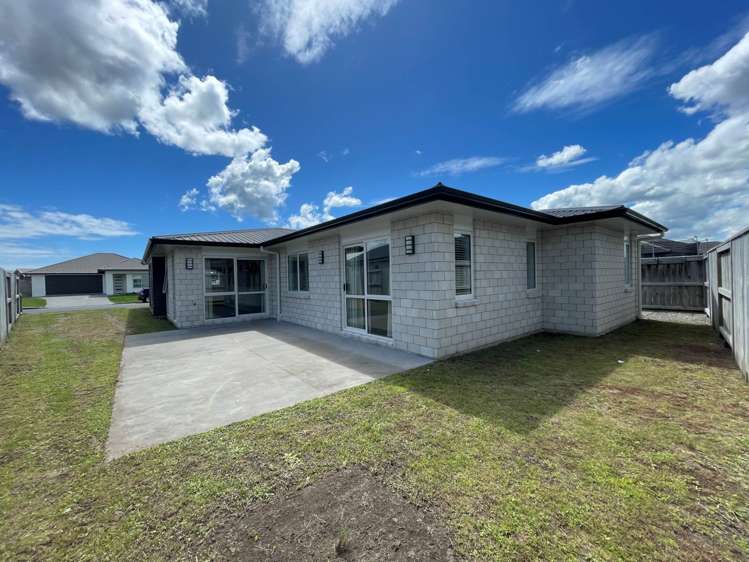 14 Kahuparere Crescent Pyes Pa_0