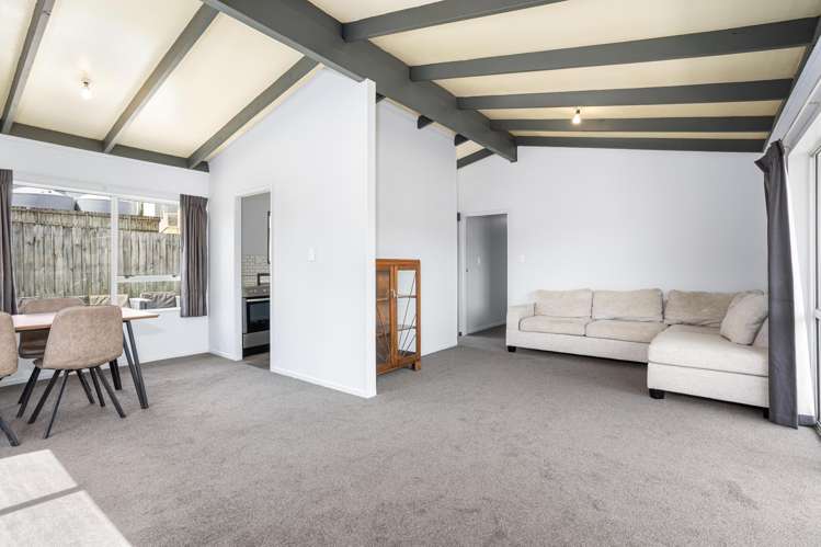 8 Ozone Road Stanmore Bay_5