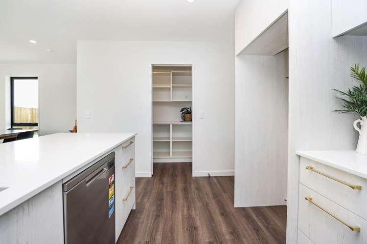 52 Strowan Avenue Elgin_6