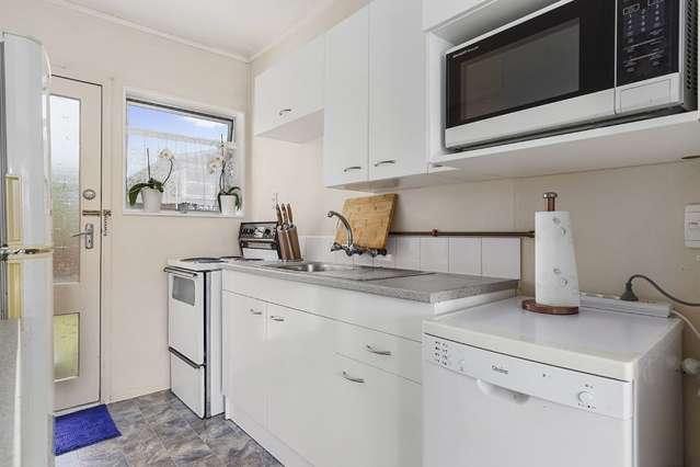 2/10 Roseburn Place Pakuranga_3