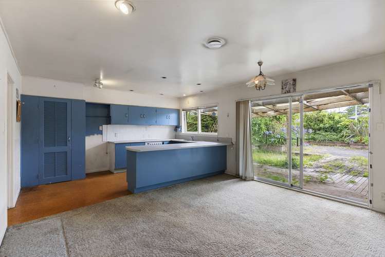 35 Meadway Sunnyhills_9