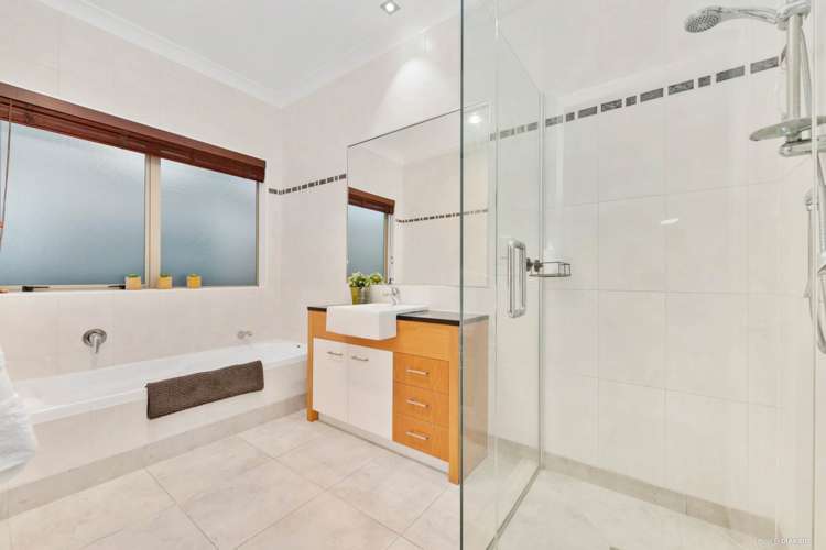 31 Pine Harbour Parade Beachlands_26