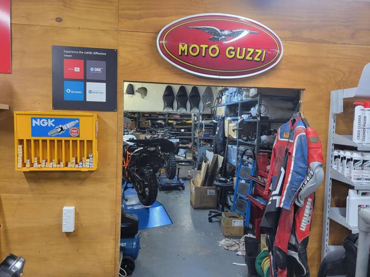 Motorcycling Downunder Christchurch Central_12