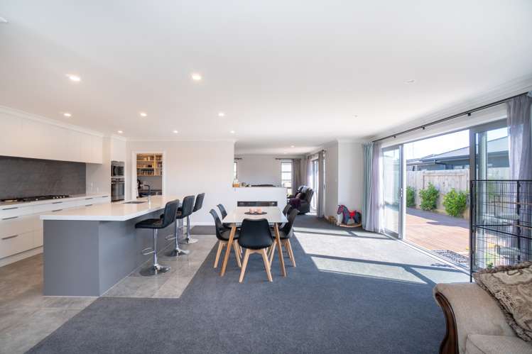 5 Mediterranean Grove Fitzherbert_6