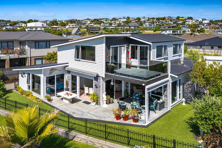 27 Schooner Avenue Snells Beach_31