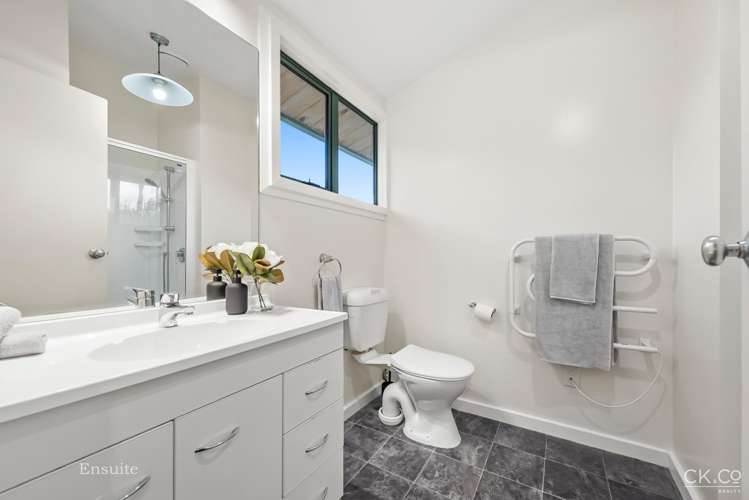 B/172 Plateau Road Te Marua_11
