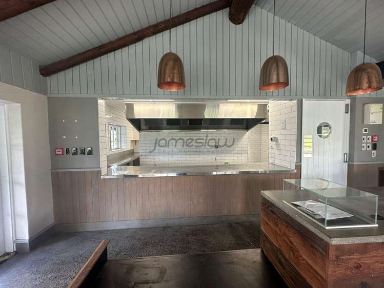 442 North Road Clevedon_3