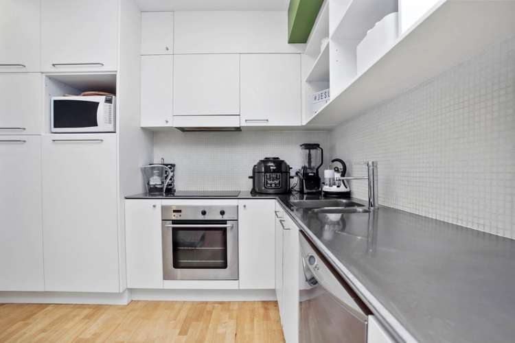 609/30 Beach Road Auckland Central_5