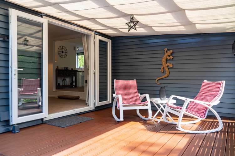 34 Harrington Street Lawrence_13