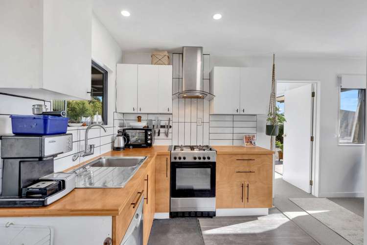 57 Princes Street Waikari_16