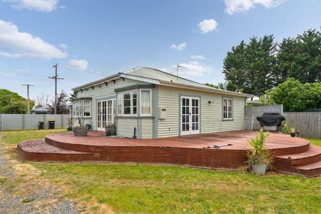 Motivated Vendors  RV $670,000  BEO $599,500