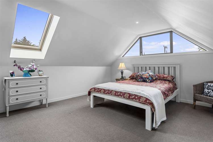 43 Pembertons Road Sefton_13