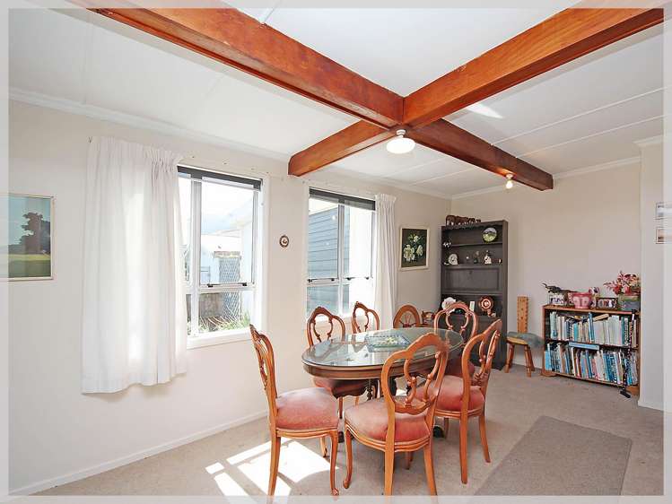 3 Nash Parade Foxton Beach_4