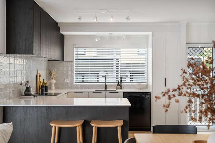 30A Vodanovich Road Te Atatu South_6