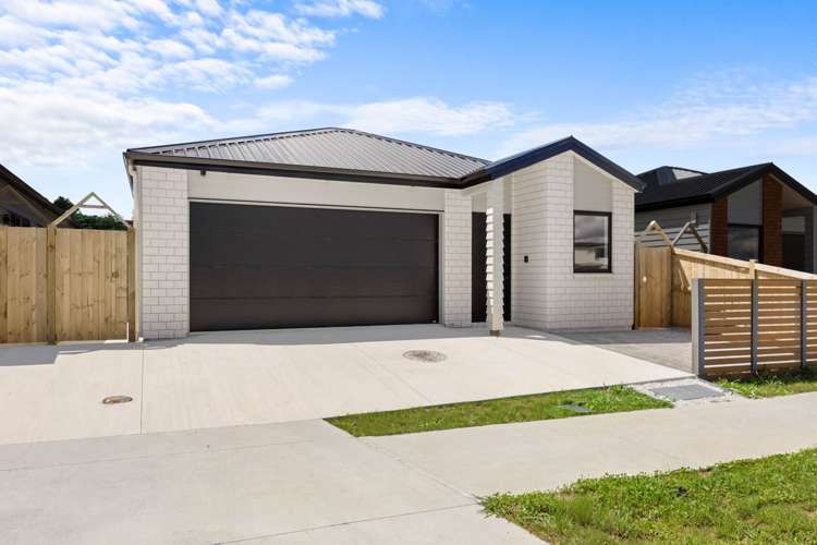 26 & 28 Furlough Road Opaheke_22