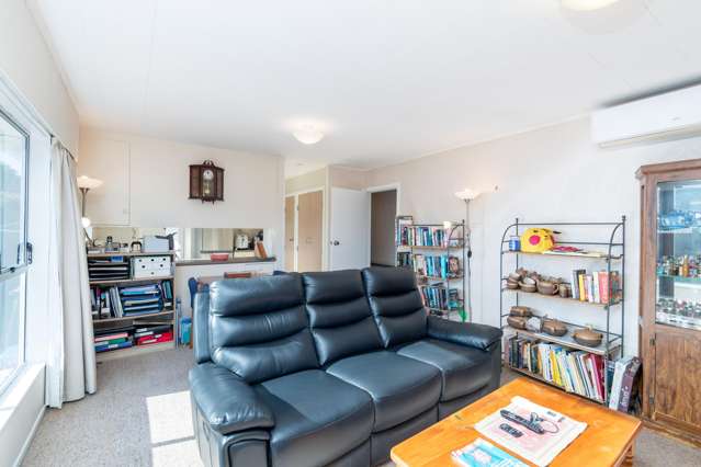 11b Waddington Drive Naenae_3