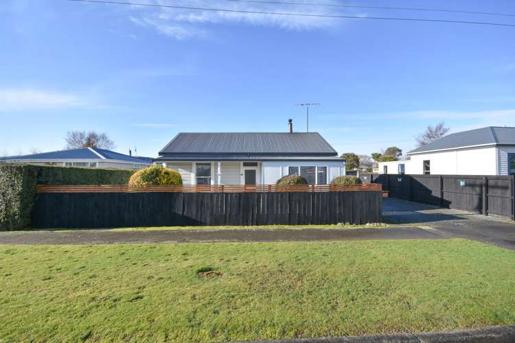 37 Chaucer Street Milton_17