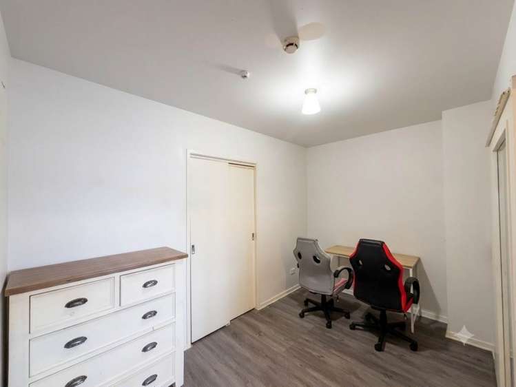 203/10 Flower Street Eden Terrace_4