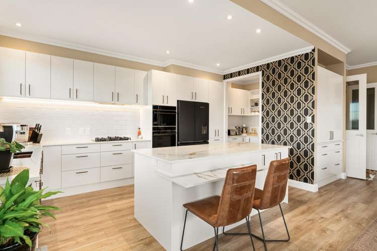 166 Oriental Parade_1
