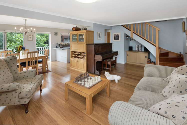 76a Beach Road Mellons Bay_6