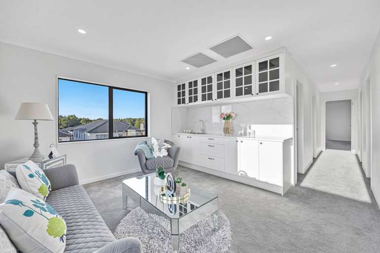 22 Tannaghmore Drive Flat Bush_13
