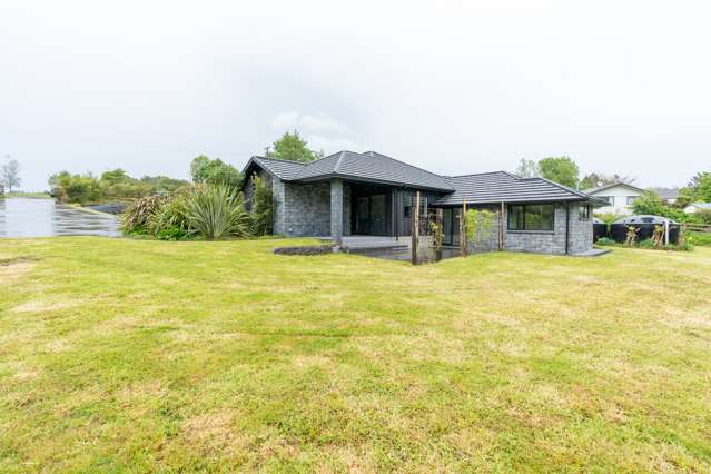 15 Tari Road Pukeatua_1