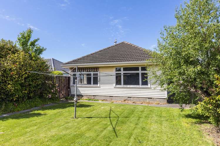 63 Coopers Road Dallington_9