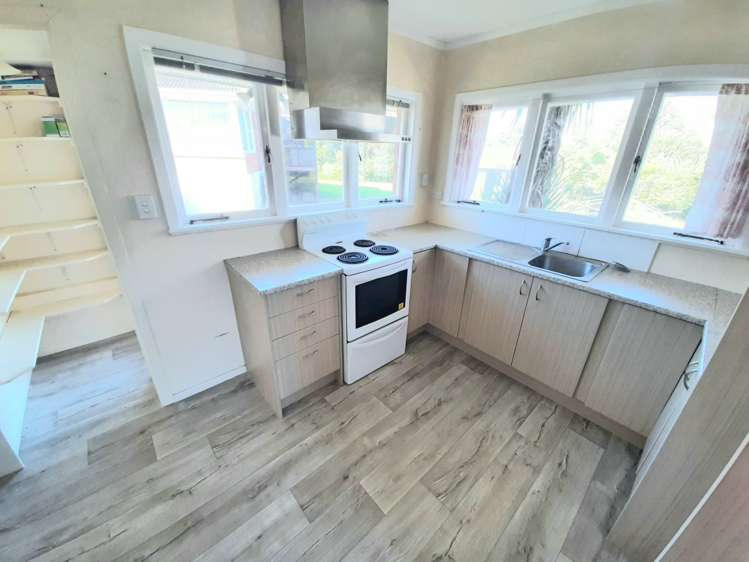 2/27 Exmouth Road Northcote_1