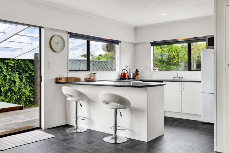 3 Puriri Street Inglewood_3