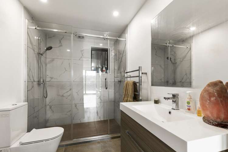 1 Pacific Parade Surfdale_16