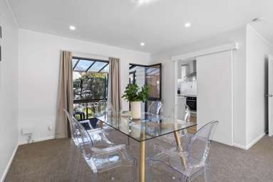 3/7 Houghton Street_3